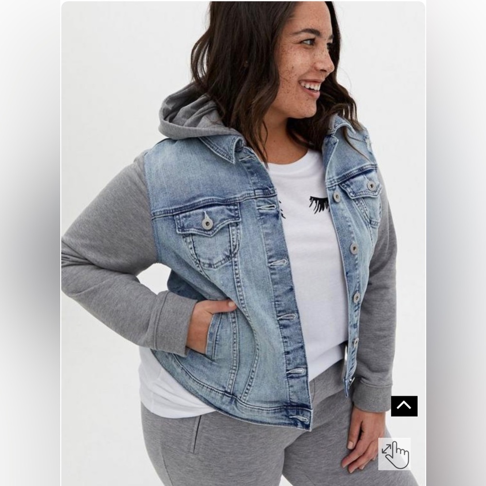 Torrid NWT Stretchy Denim & Fleece Hooded Trucker Jacket - Medium Wash